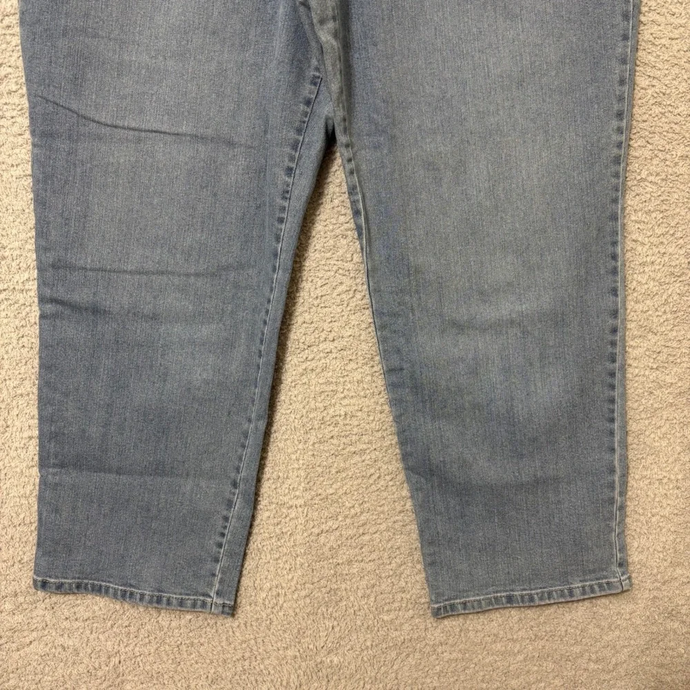 High Rise Casual Everyday Slim Straight Jeans Size 18W Short Medium Wash